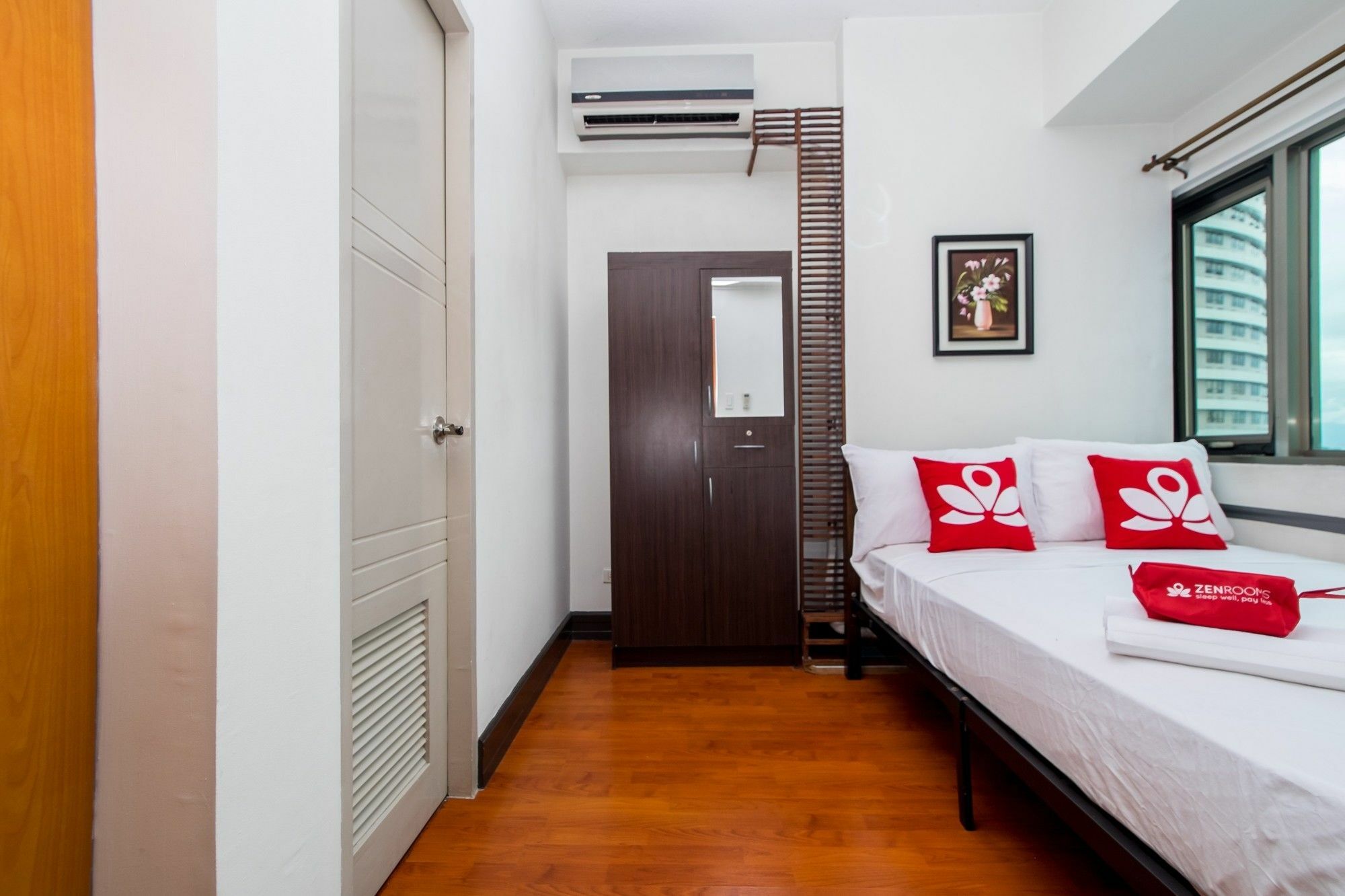 Zen Home Forbeswood Parklane Bgc Taguig Buitenkant foto