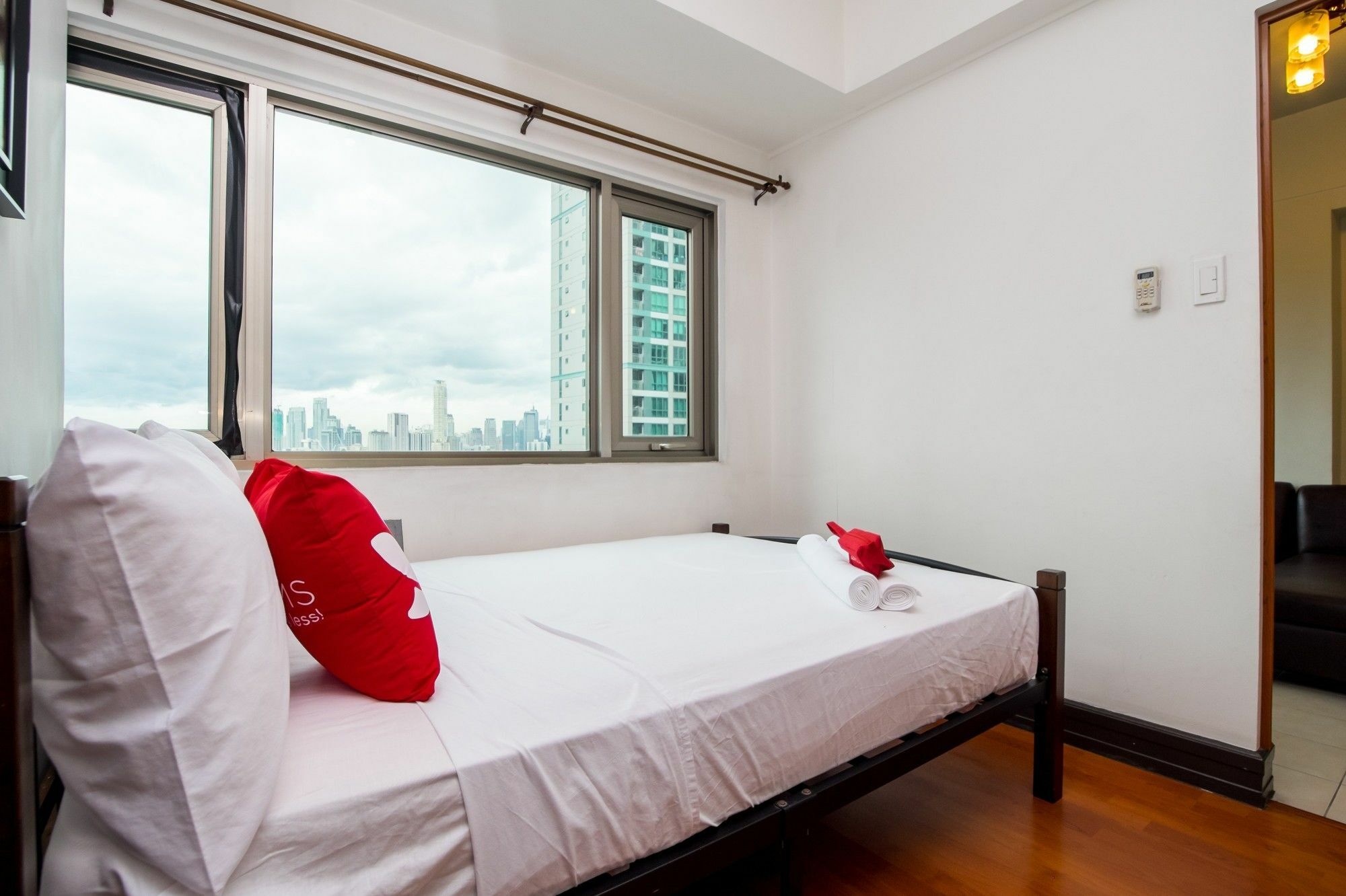 Zen Home Forbeswood Parklane Bgc Taguig Buitenkant foto
